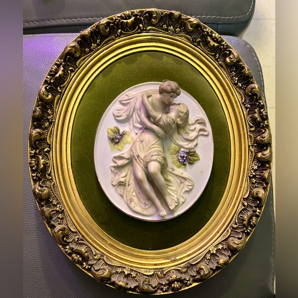 1Wall plaque by Andrew Kolb